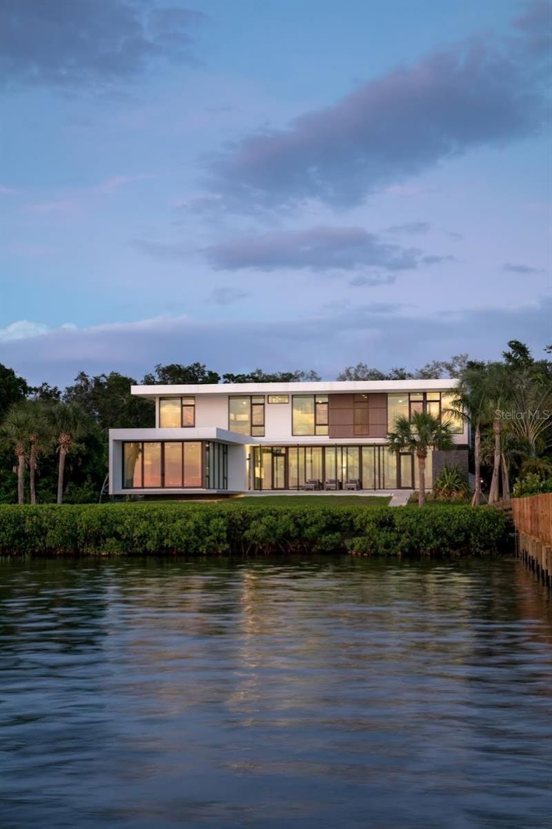 1500 Bayview Drive, Sarasota, FL 34239 Photo