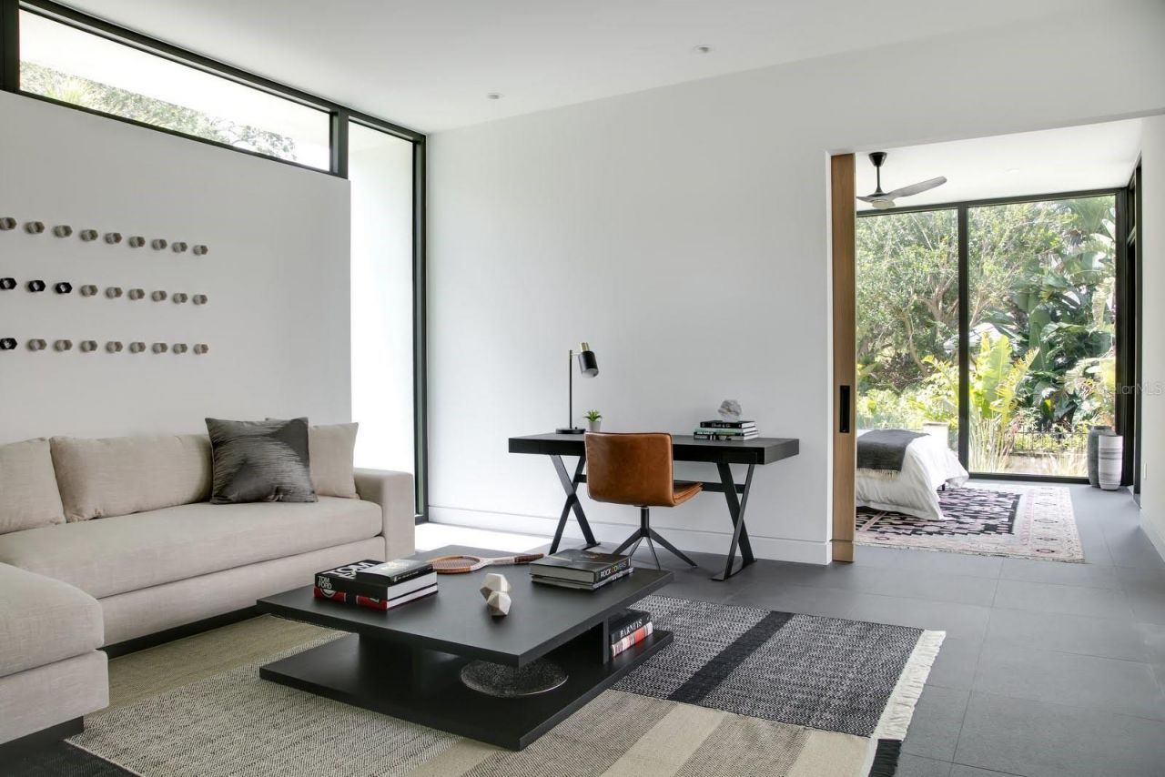 1500 Bayview Drive, Sarasota, FL 34239 Photo