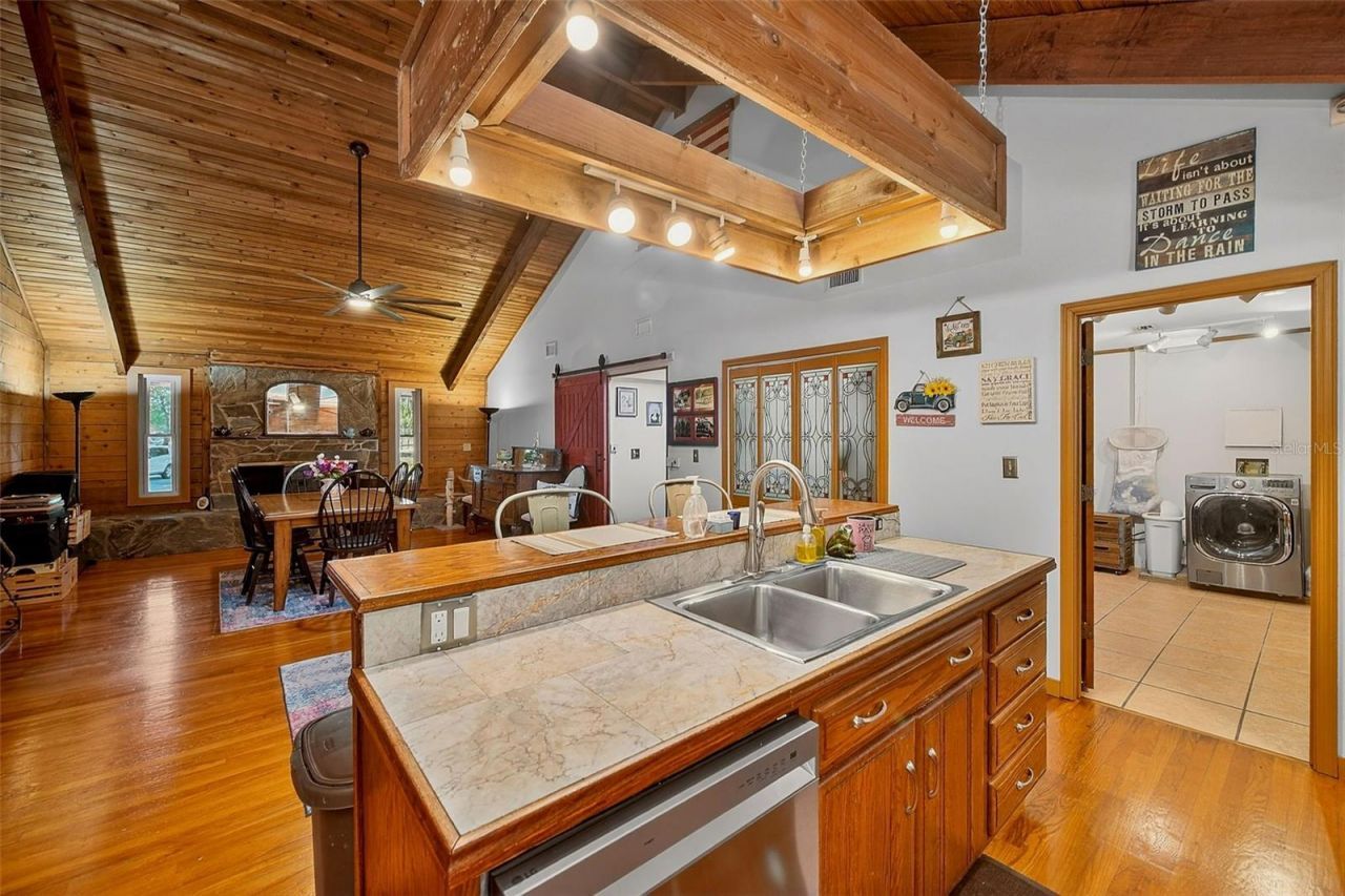 2635 N Dover Road, Dover, FL 33527 Photo