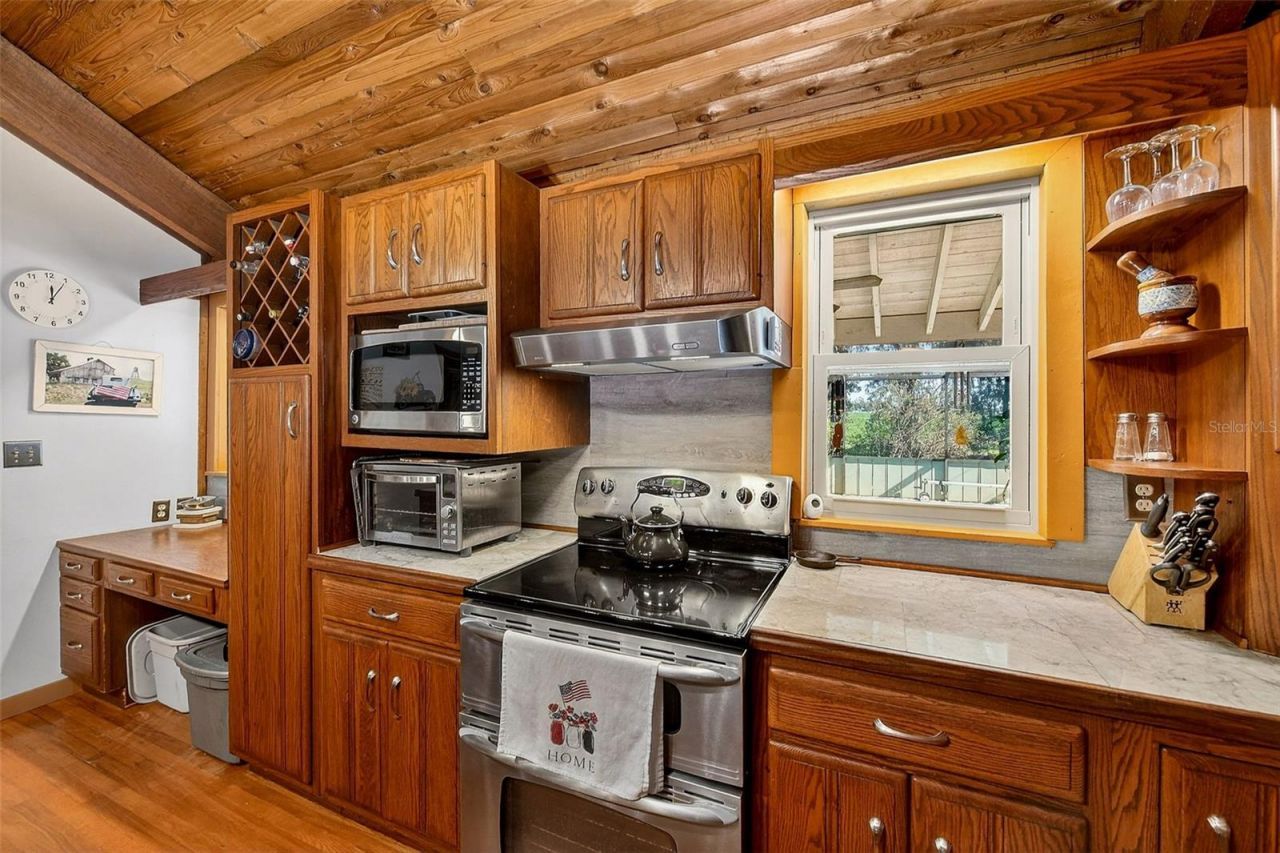 2635 N Dover Road, Dover, FL 33527 Photo