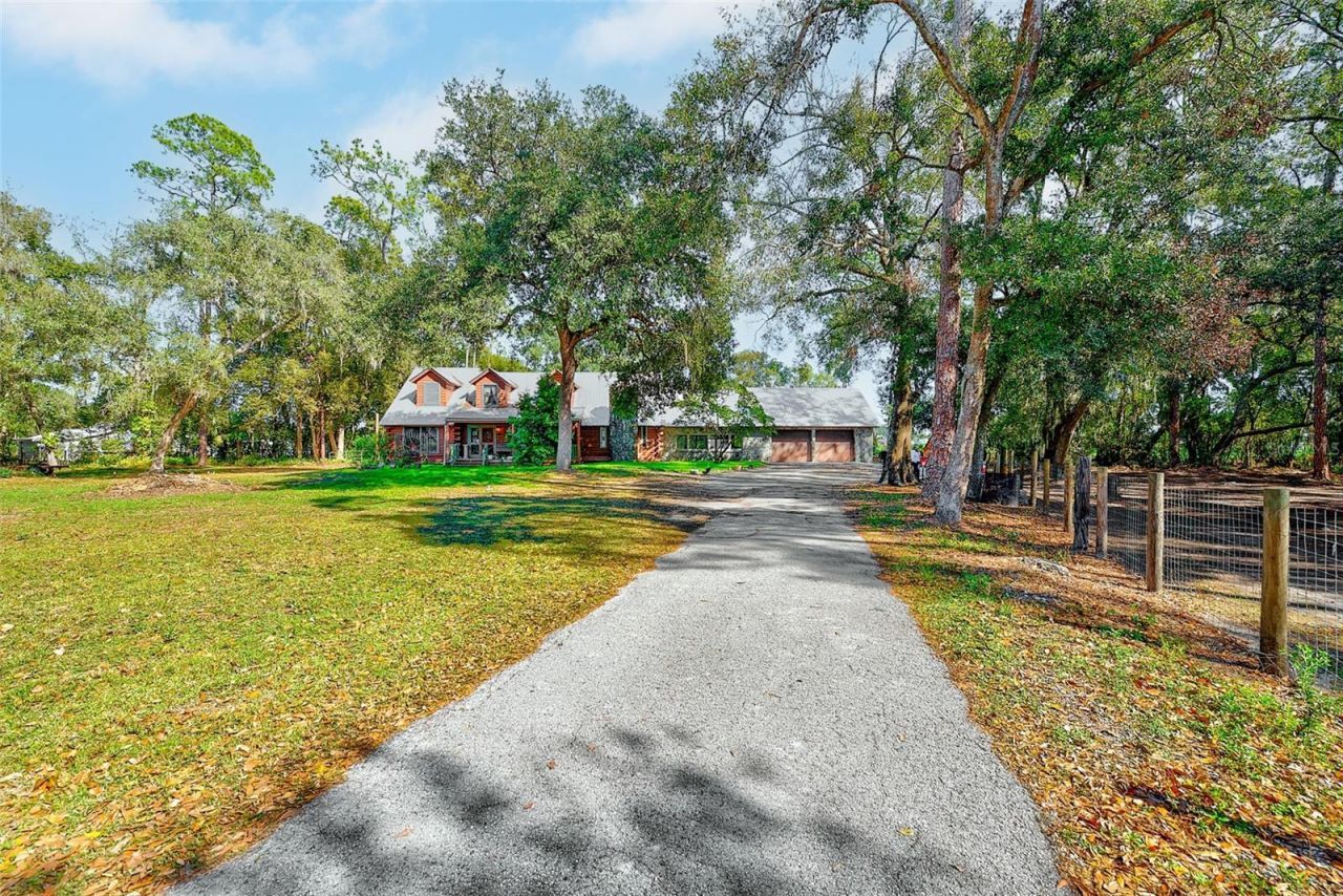 2635 N Dover Road, Dover, FL 33527 Photo
