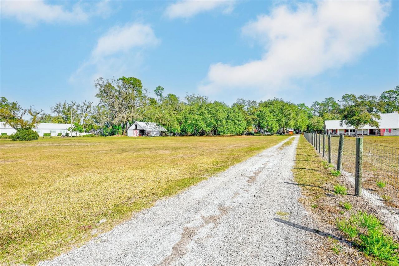 2635 N Dover Road, Dover, FL 33527 Photo