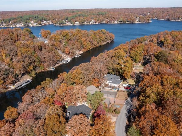 35 Kintyre Drive, Bella Vista, AR 72715