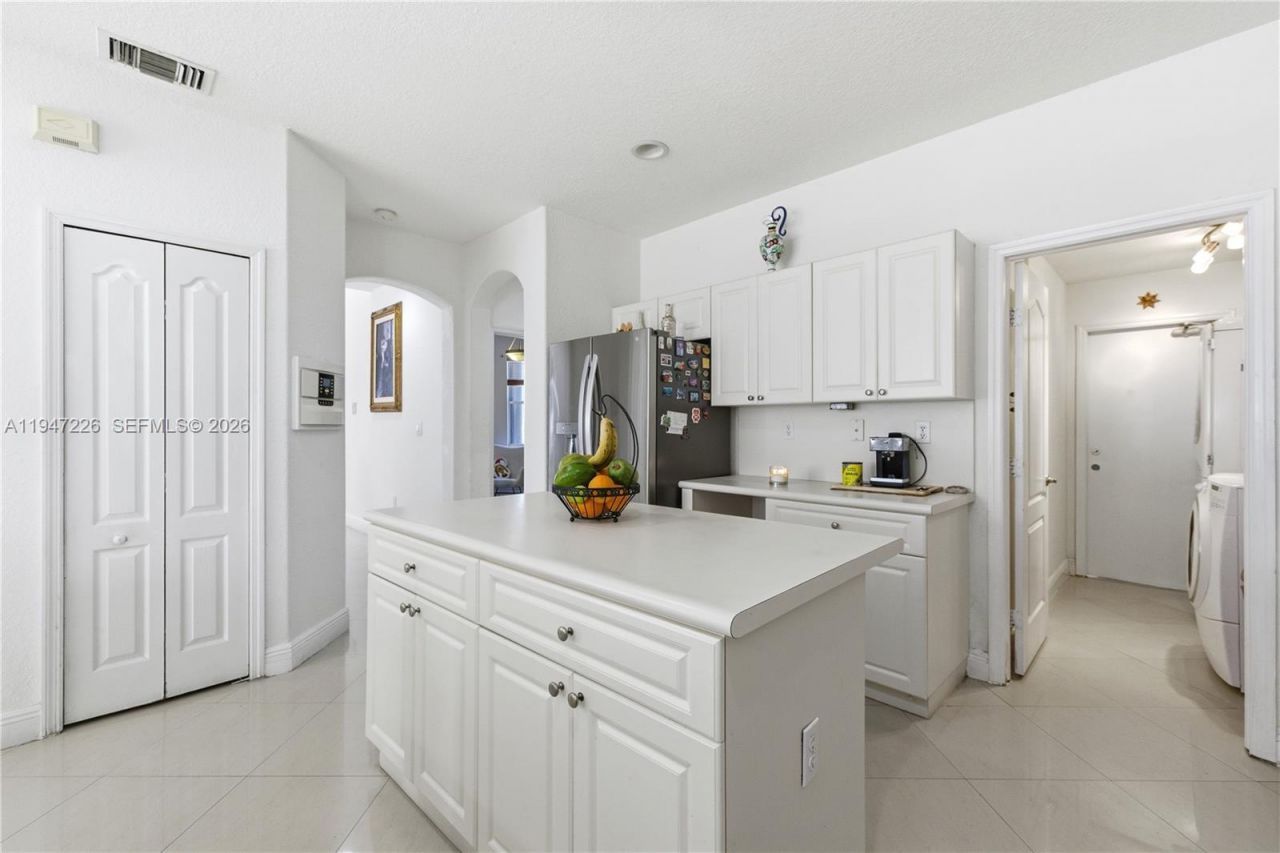 15184 SW 20th St, Miami, FL 33185 Photo