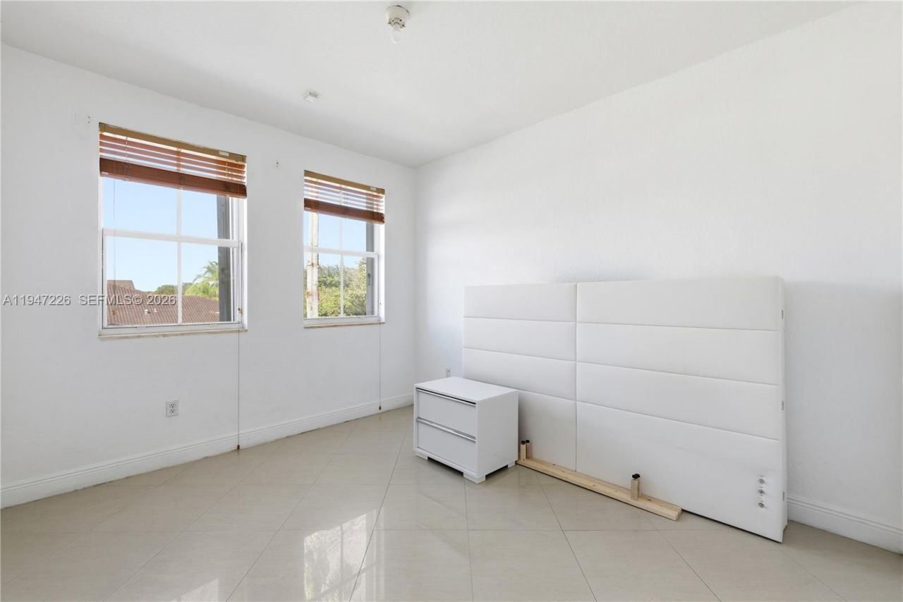 15184 SW 20th St, Miami, FL 33185 Photo