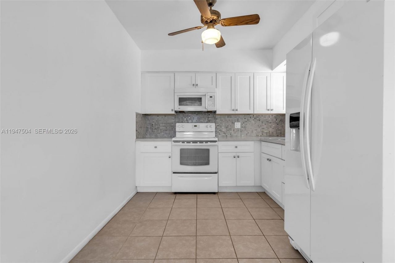 16960 SW 301st St , Homestead, FL 33030 Photo