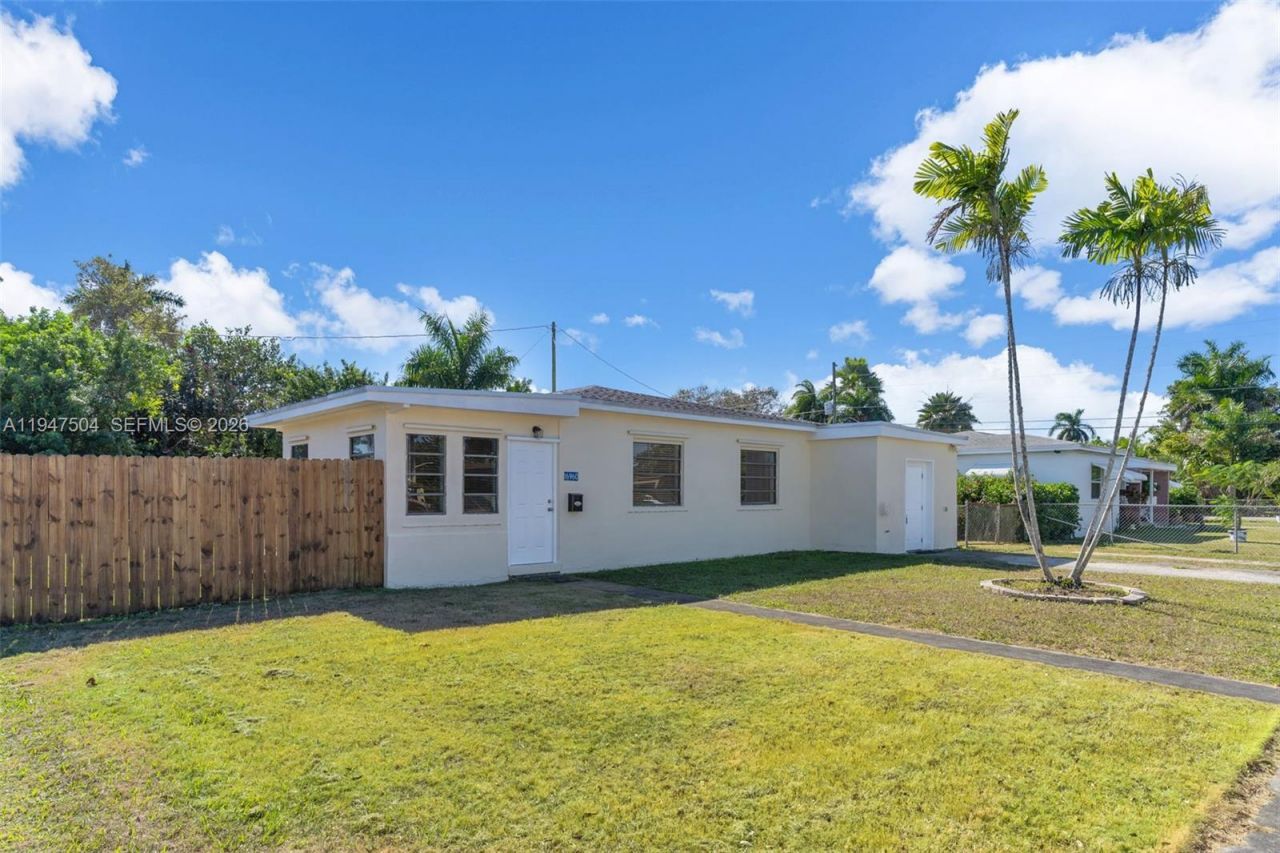 16960 SW 301st St, Homestead, FL 33030 Photo