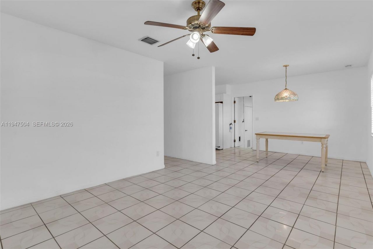 16960 SW 301st St, Homestead, FL 33030 Photo