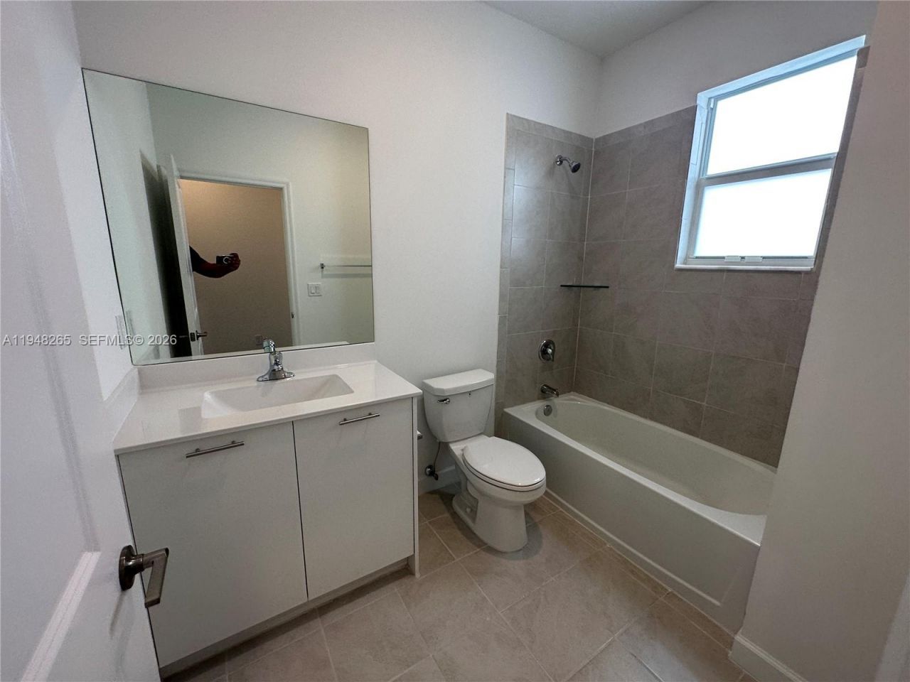 2382 NW 131st Cir, Miami, FL 33167 Photo