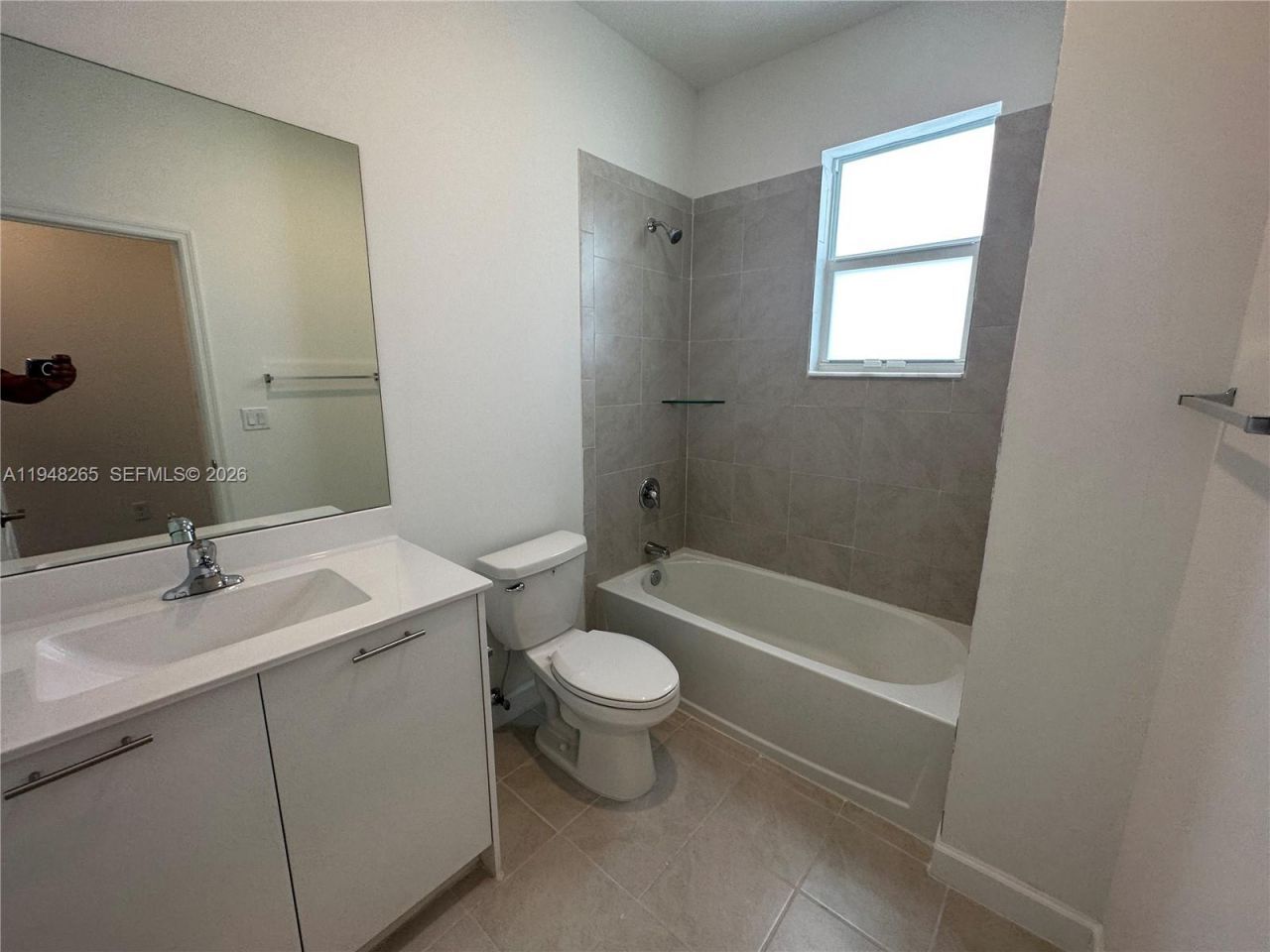 2382 NW 131st Cir, Miami, FL 33167 Photo