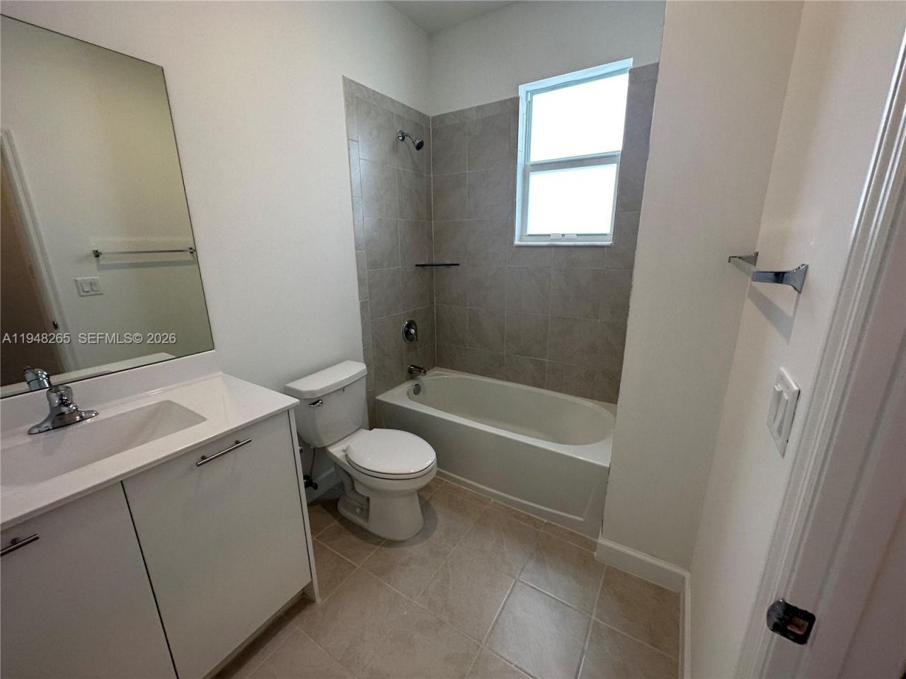 2382 NW 131st Cir, Miami, FL 33167 Photo