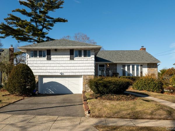 21 Norton Drive, Roosevelt, NY 11575