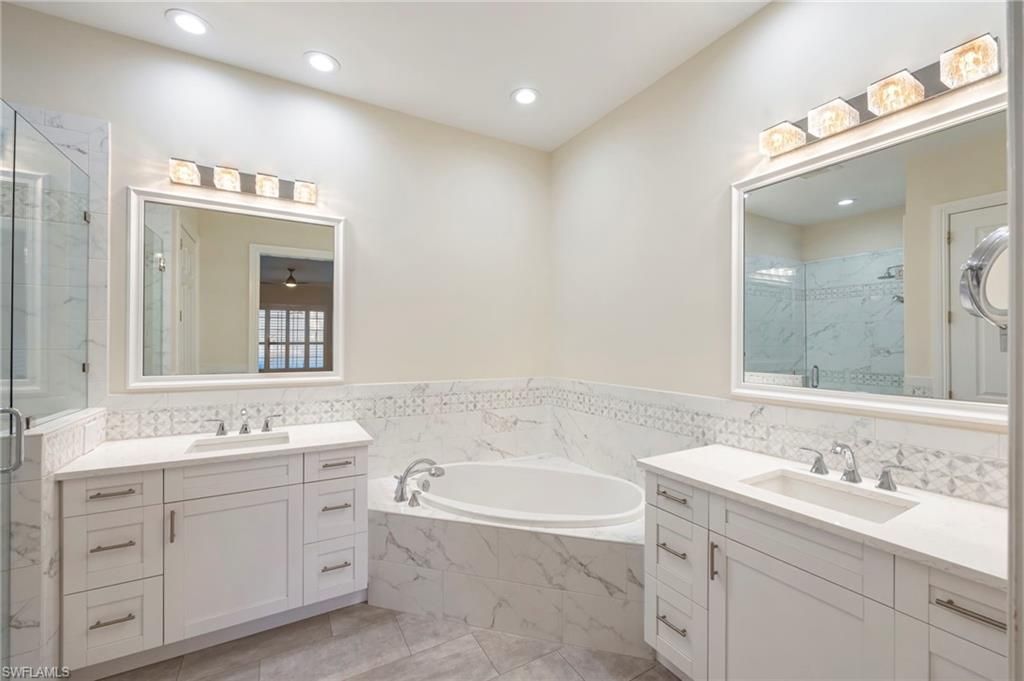 5025 Maxwell Cir, Unit 2, Naples, FL 34105 Photo