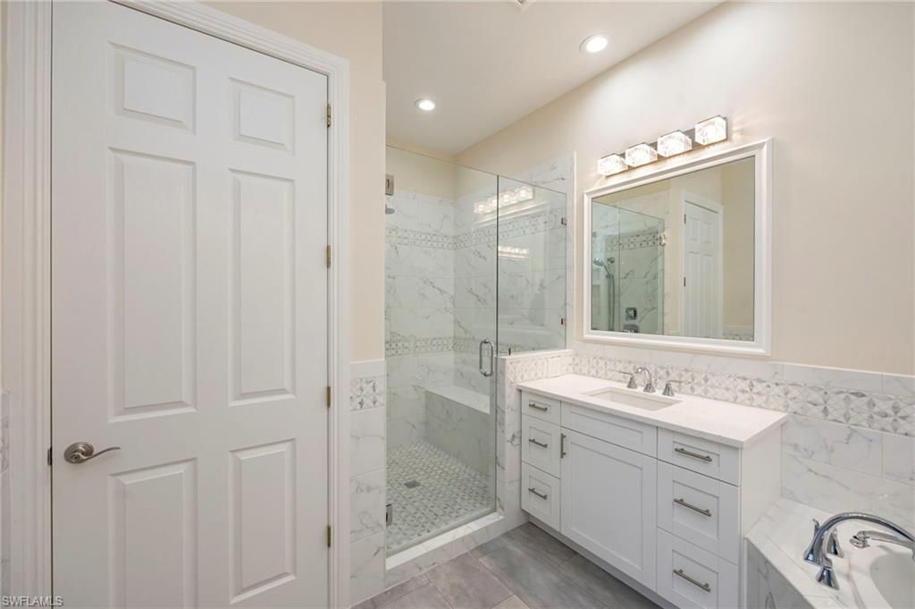 5025 Maxwell Cir, Unit 2, Naples, FL 34105 Photo