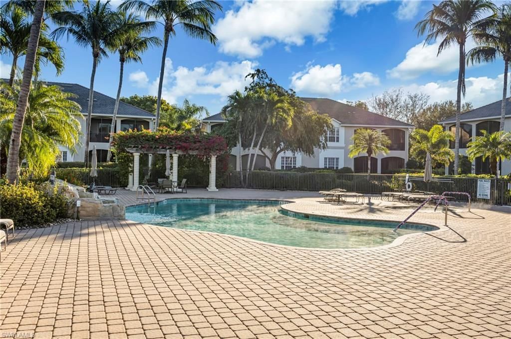 5025 Maxwell Cir, Unit 2, Naples, FL 34105 Photo