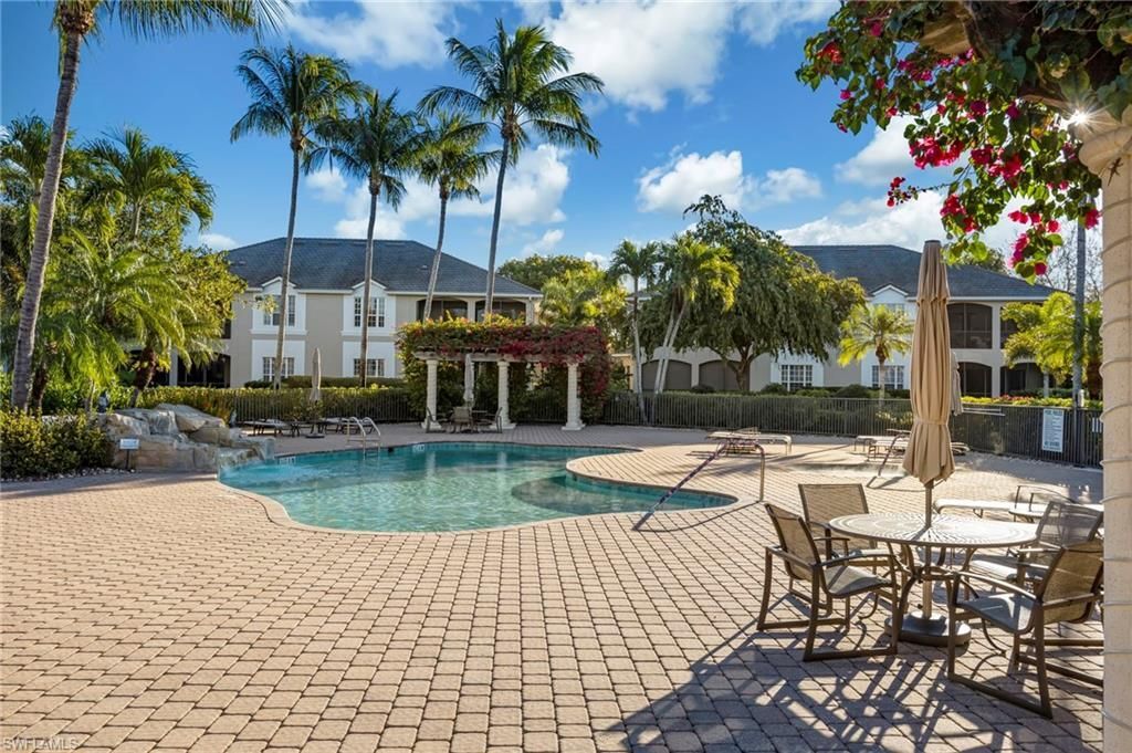 5025 Maxwell Cir, Unit 2, Naples, FL 34105 Photo
