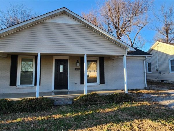 1355 Kenton Drive, Bowling Green, KY 42101