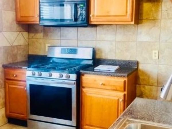 665 Bloomfield Ave, Unit 1, West Caldwell, NJ 07006