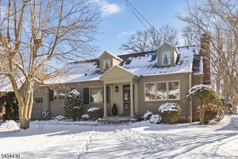 524 Harristown Rd, Glen Rock, NJ 07452 Main Photo