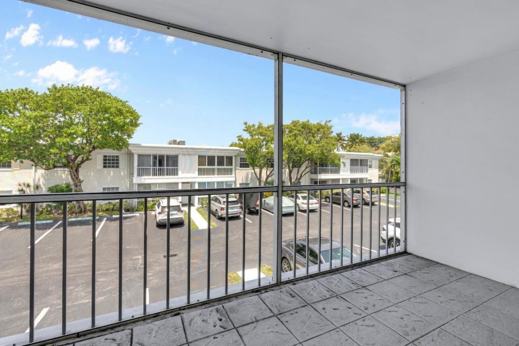 6487 Bay Club Drive, Unit 4, Fort Lauderdale, FL 33308 Photo