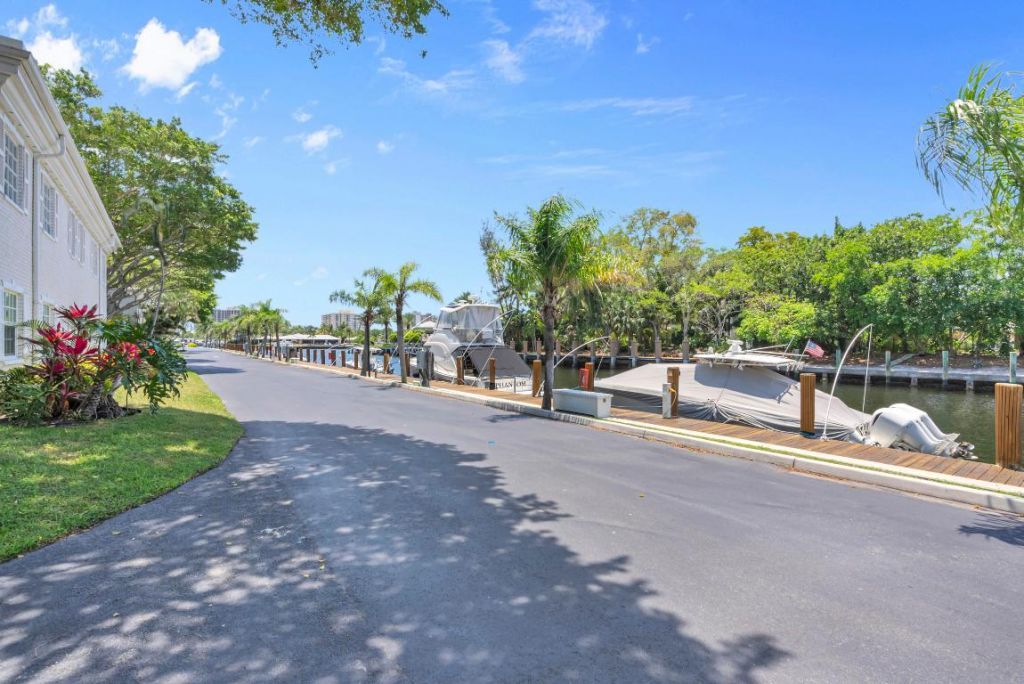 6487 Bay Club Drive, Unit 4, Fort Lauderdale, FL 33308 Photo