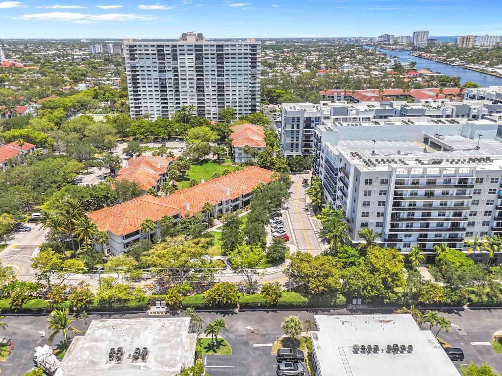 6487 Bay Club Drive, Unit 4, Fort Lauderdale, FL 33308 Photo