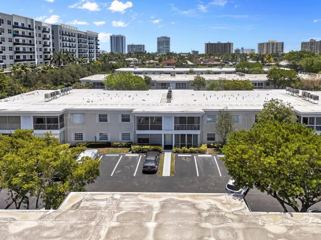 6487 Bay Club Drive, Unit 4, Fort Lauderdale, FL 33308 Photo