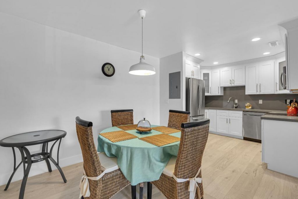 6487 Bay Club Drive, Unit 4, Fort Lauderdale, FL 33308 Photo