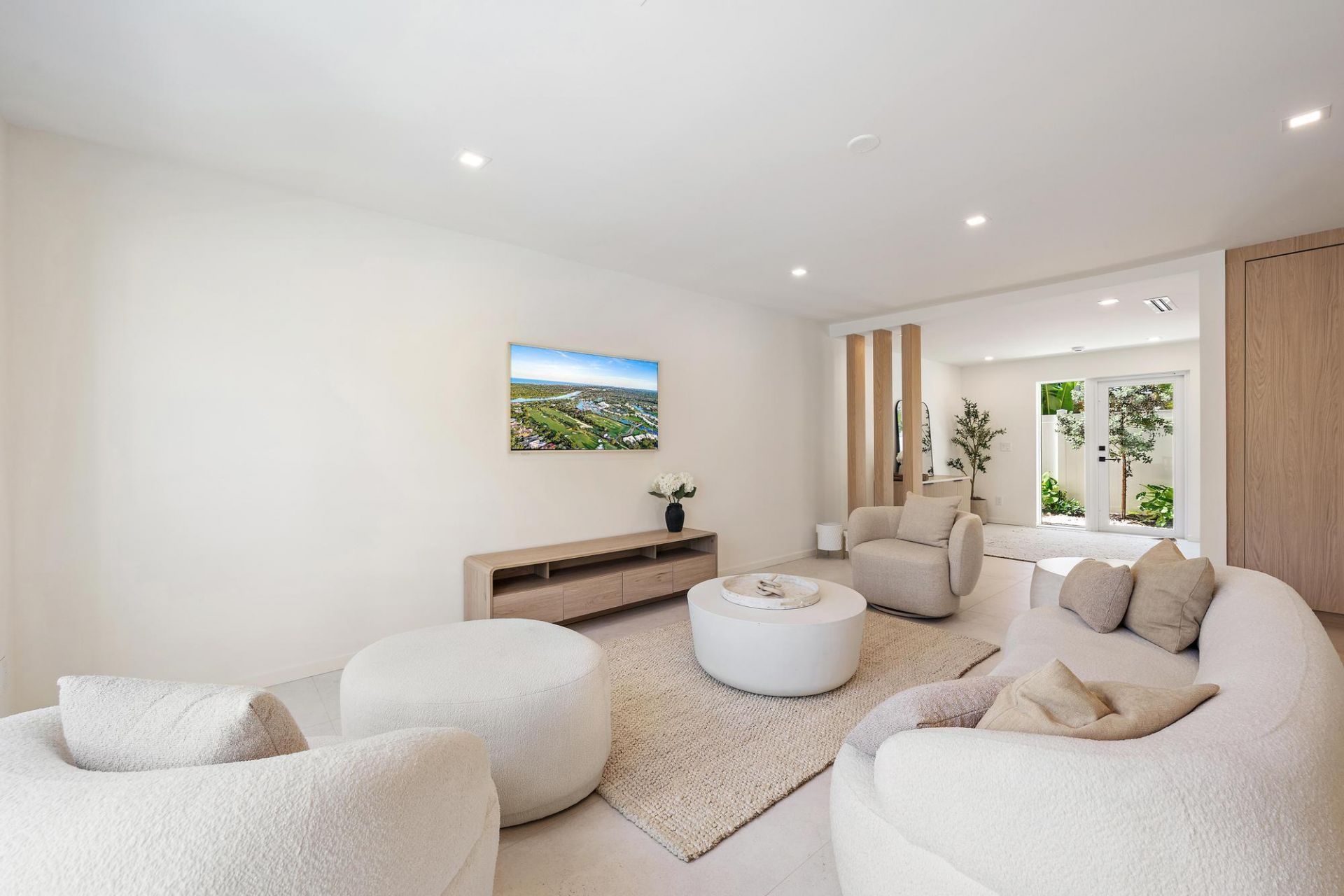 107 Sandal Lane, Unit 2, Palm Beach Shores, FL 33404 Photo