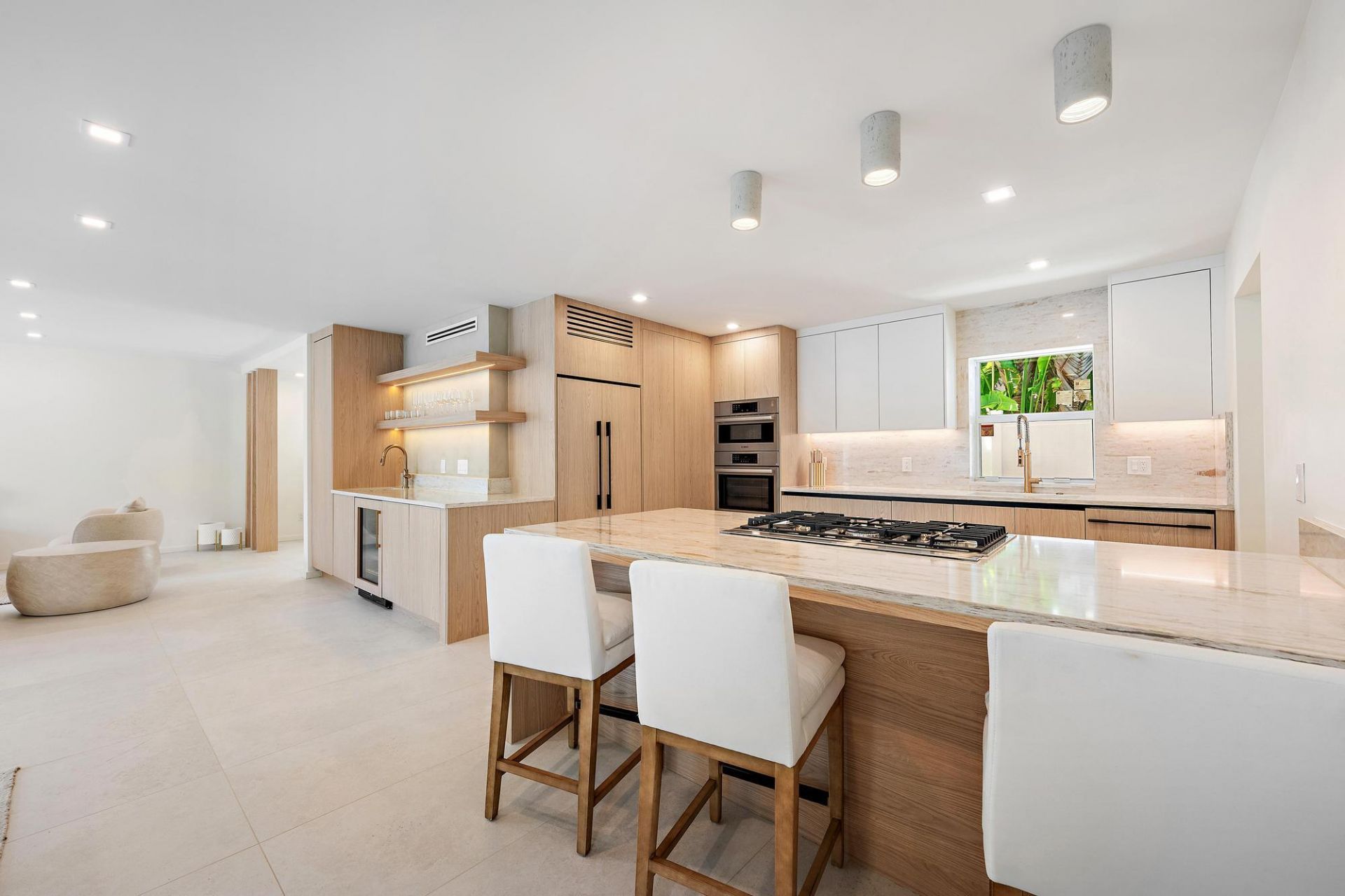 107 Sandal Lane, Unit 2, Palm Beach Shores, FL 33404 Photo