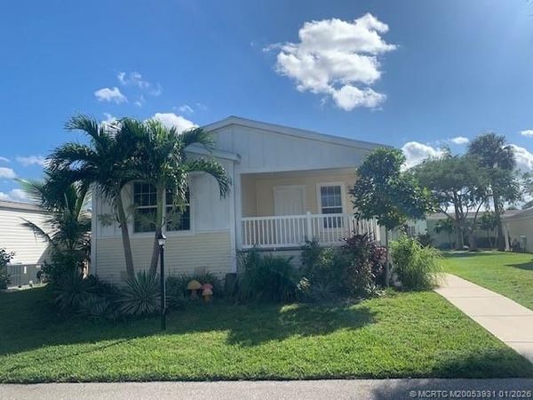 2555 PGA Boulevard, Unit 447, Palm Beach Gardens, FL 33410