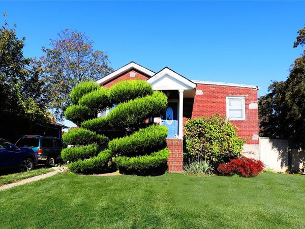 1763 E Berkshire Road, Merrick, NY 11566