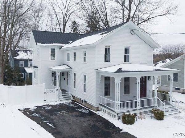 10 E Elizabeth Street, Skaneateles, NY 13152