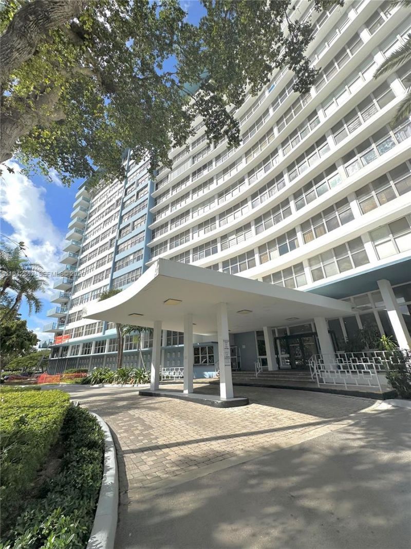 7441 Wayne Ave, Unit 10G, Miami Beach, FL 33141 Photo