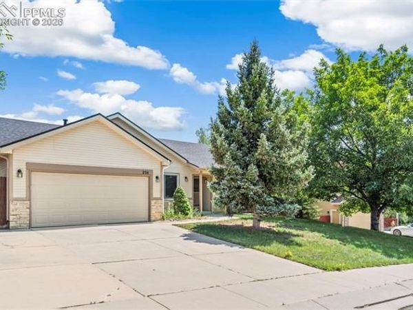 254 Candletree Circle, Monument, CO 80132
