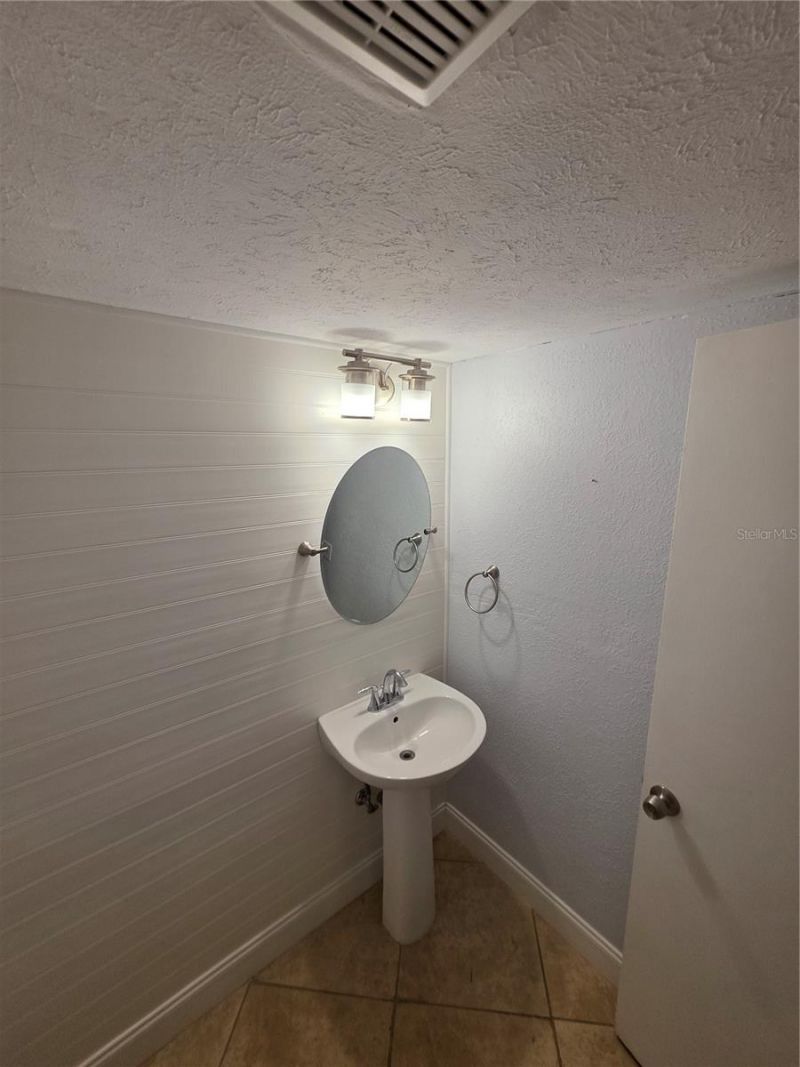 4417 Rayfield Drive, Sarasota, FL 34243 Photo