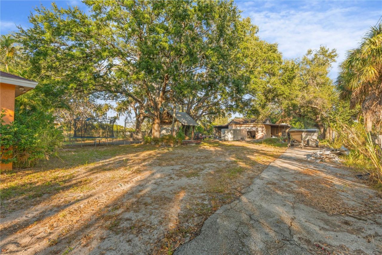 619 29th Street E, Bradenton, FL 34208 Photo