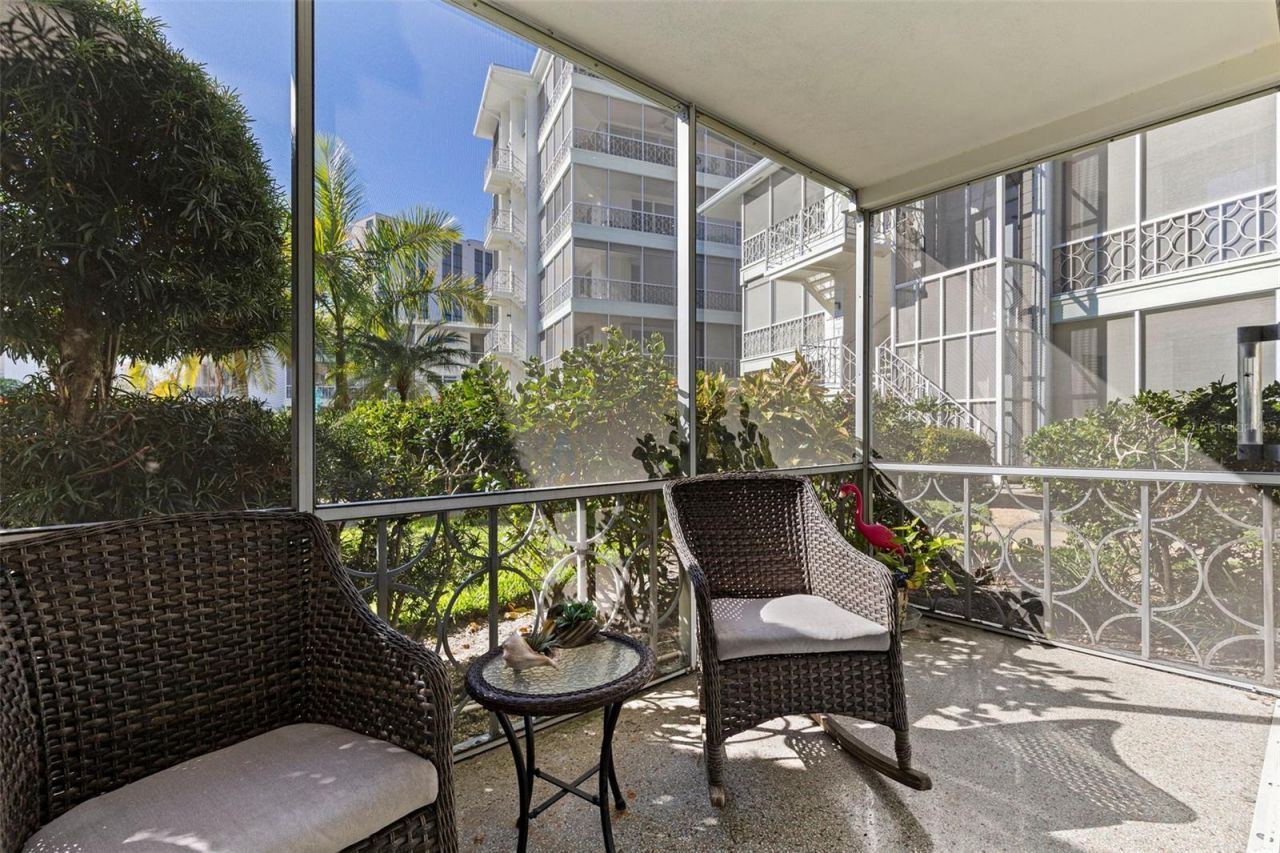 1036 North Shore Drive Ne, Unit 1, Saint Petersburg, FL 33701 Photo