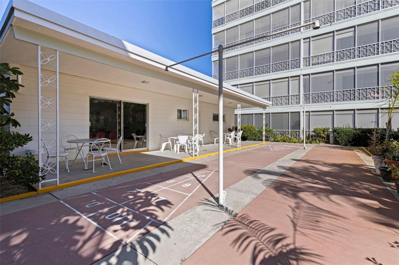 1036 North Shore Drive Ne, Unit 1, Saint Petersburg, FL 33701 Photo