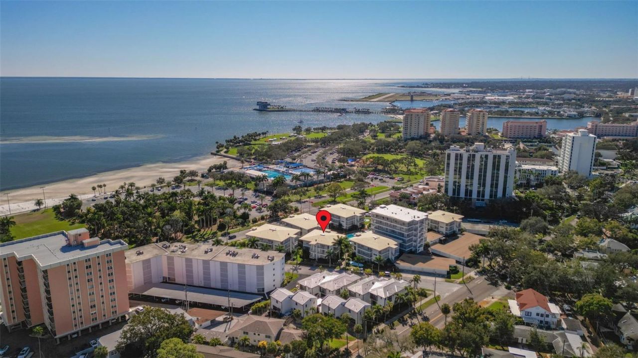 1036 North Shore Drive Ne, Unit 1, Saint Petersburg, FL 33701 Photo