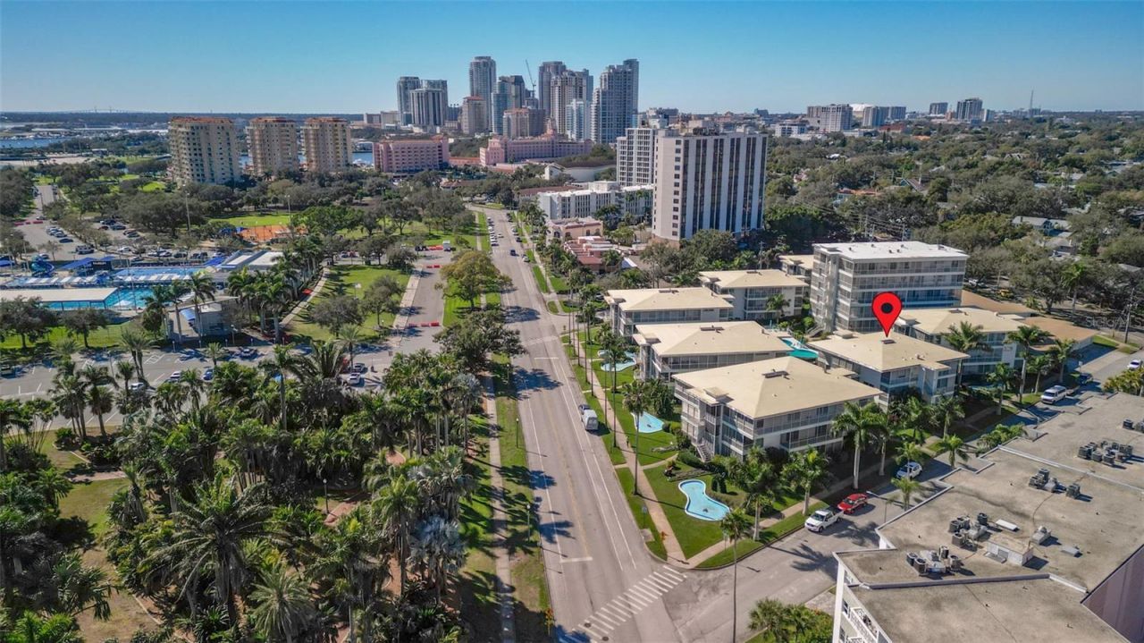 1036 North Shore Drive Ne, Unit 1, Saint Petersburg, FL 33701 Photo