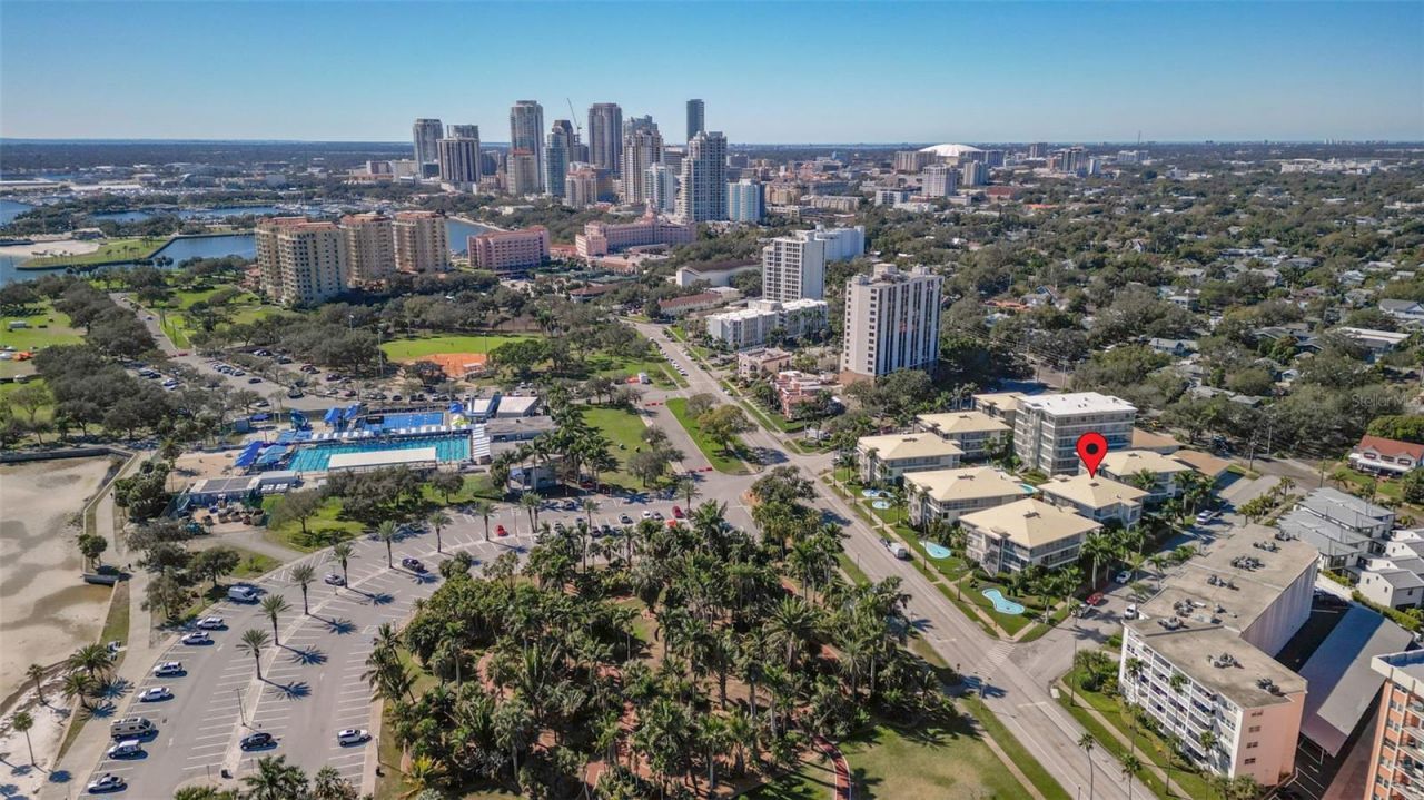1036 North Shore Drive Ne, Unit 1, Saint Petersburg, FL 33701 Photo