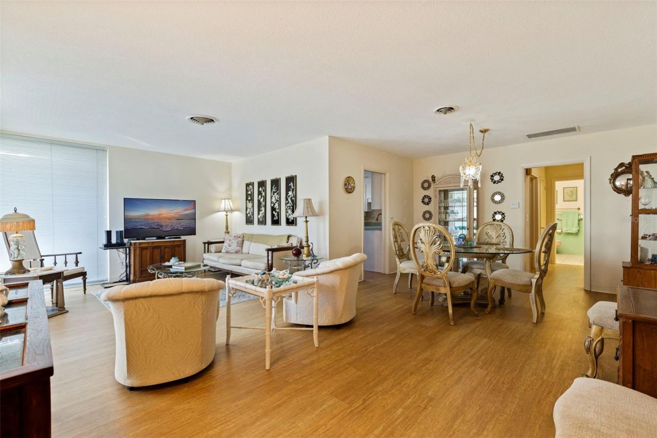 1036 North Shore Drive Ne, Unit 1, Saint Petersburg, FL 33701 Photo