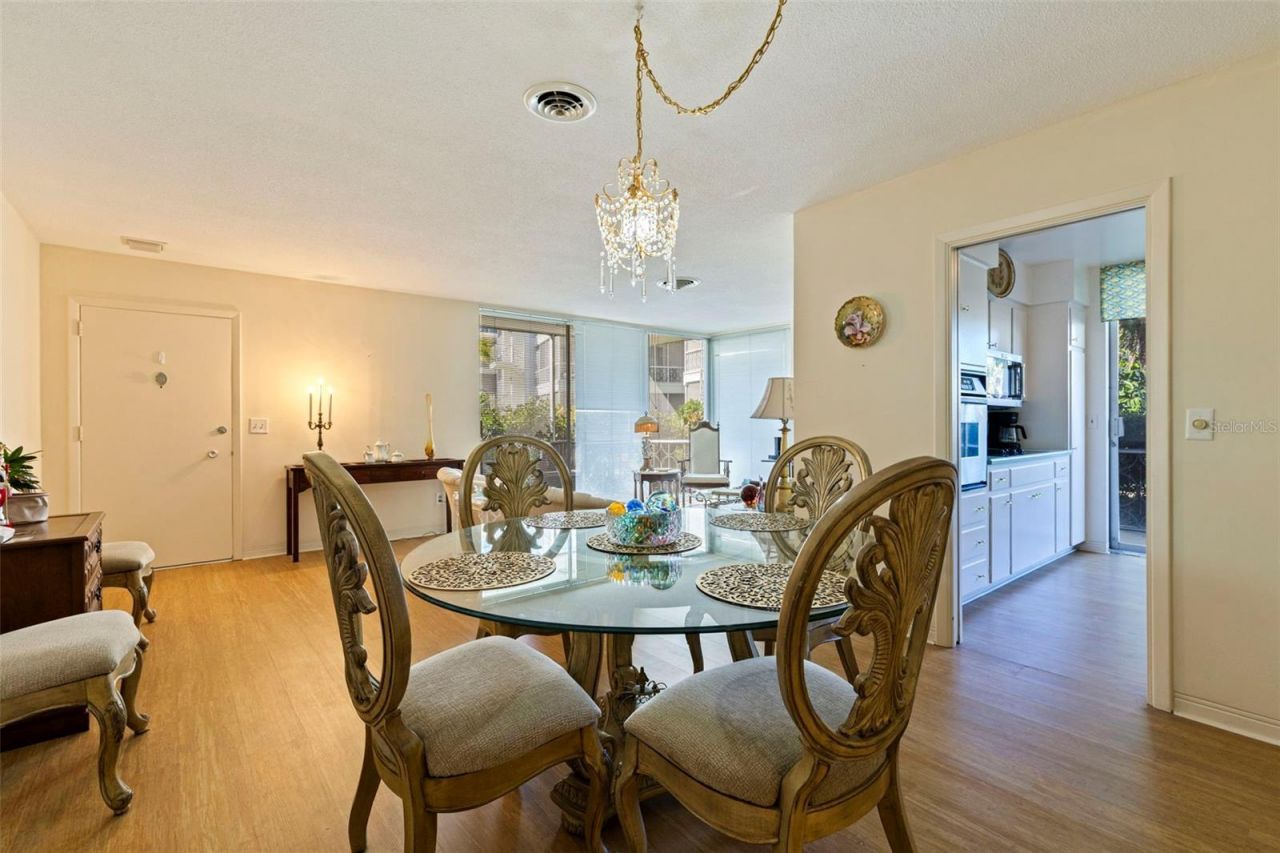 1036 North Shore Drive Ne, Unit 1, Saint Petersburg, FL 33701 Photo