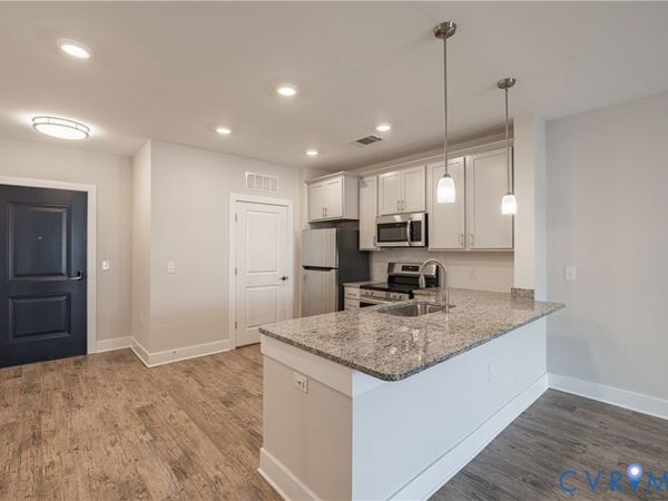 10530 Stony Bluff Drive, Unit 101, Ashland, VA 23005