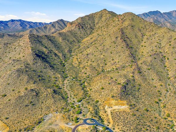 21694 W MOUNTAIN COVE Place, Unit 1, Buckeye, AZ 85396