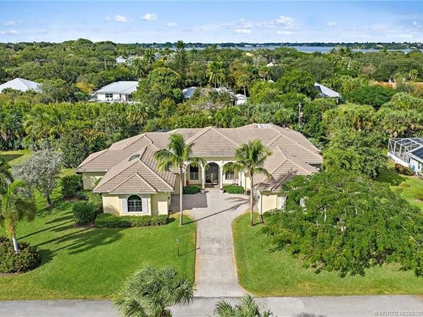 4723 SE Cheerio Way, Stuart, FL 34997
