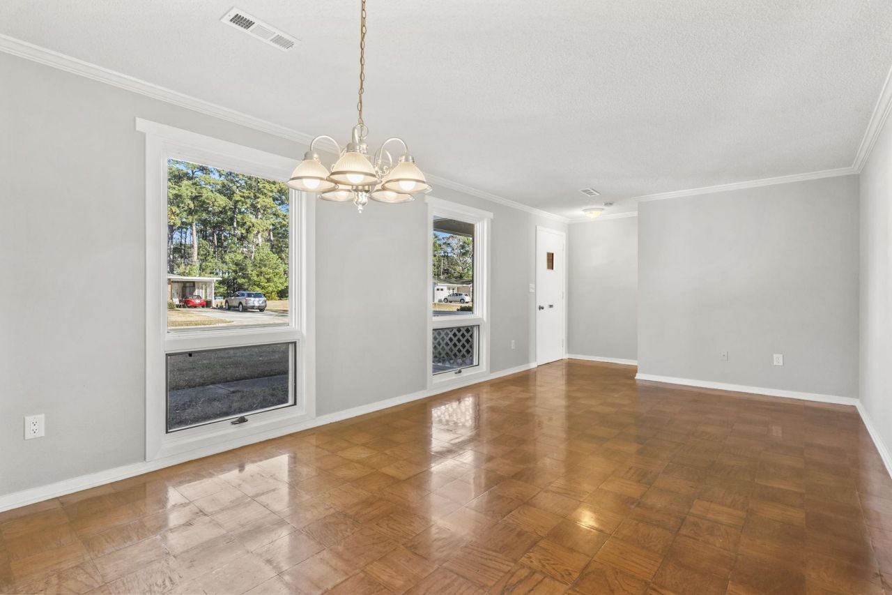 783 Walnut Ave. Photo 7