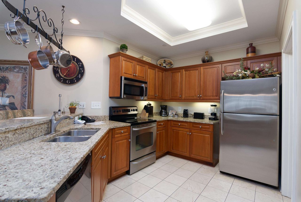 9994 Beach Club Dr. Photo 12