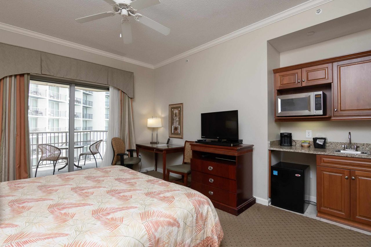 9994 Beach Club Dr. Photo 36